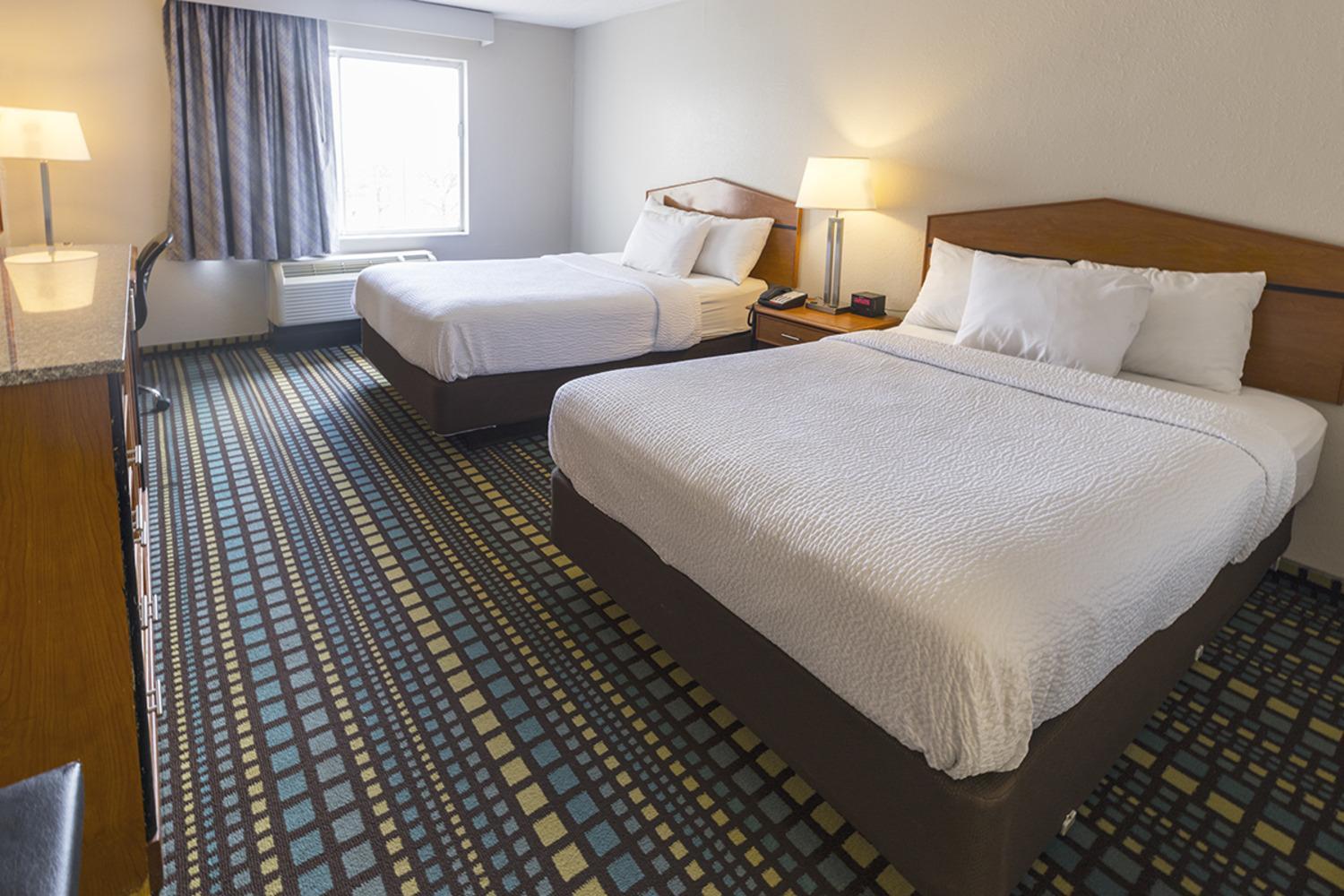 Days Inn By Wyndham Florence Cincinnati Area Exterior photo