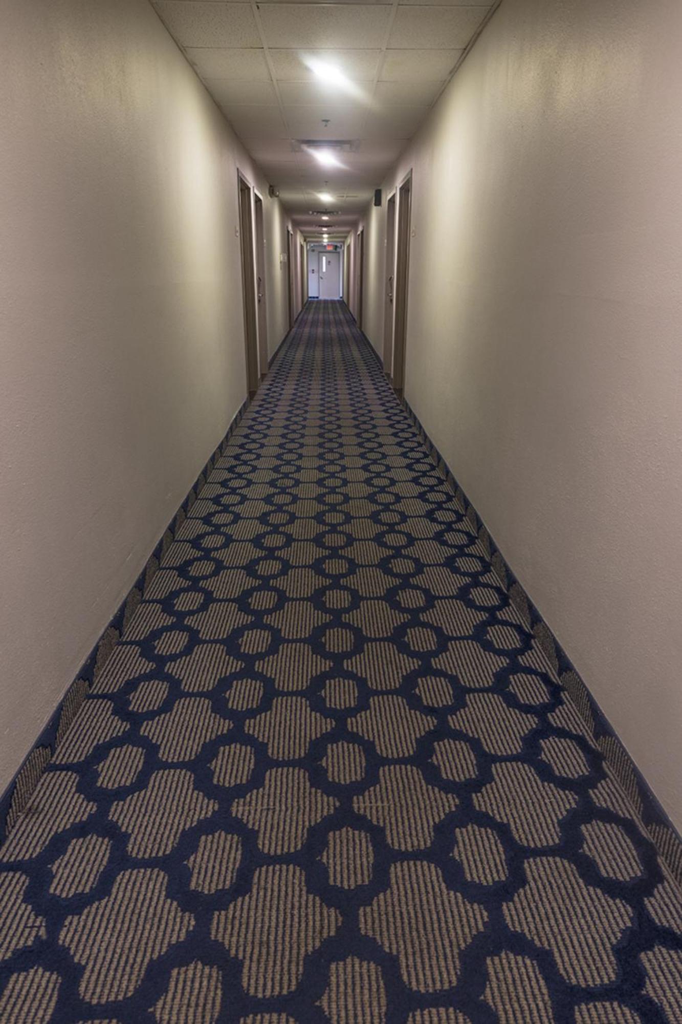 Days Inn By Wyndham Florence Cincinnati Area Exterior photo